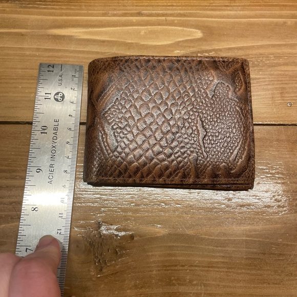 Handcraft Leather Men’s Brown Wallet - Picture 3 of 12